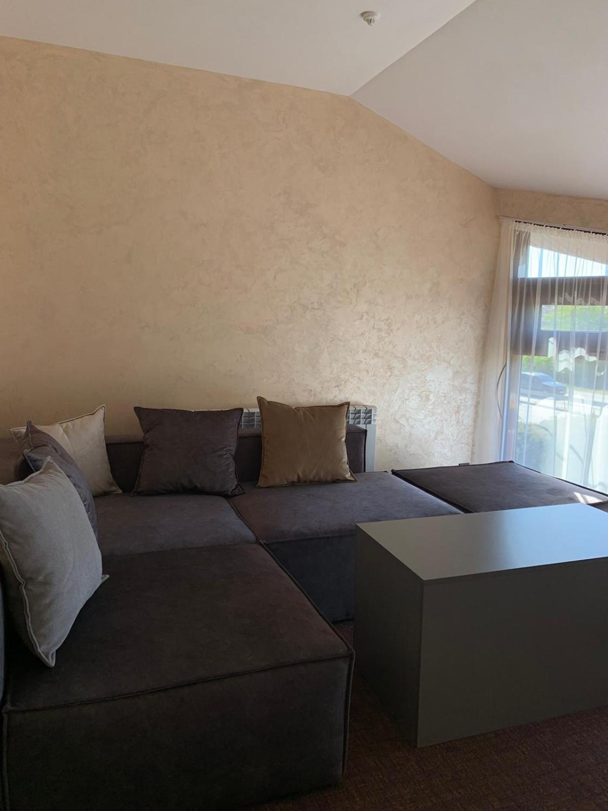 Arta City Hotel Yavoriv  Kültér fotó